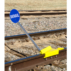 Portable Derail with Sign, Left Throw
