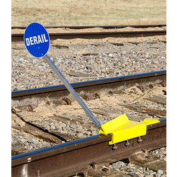 Portable Derail with Sign, Left Throw